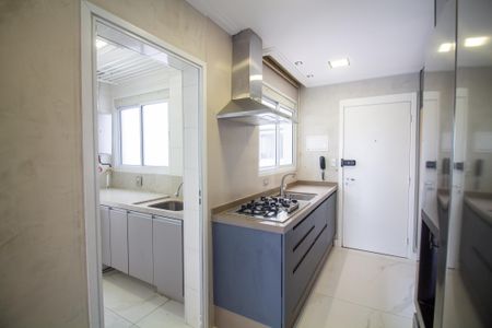 Apartamento para alugar com 181m², 4 quartos e 3 vagas Apartamento para alugar com 181m², 4 quartos e 3 vagasCozinha