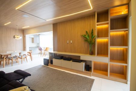 Apartamento para alugar com 181m², 4 quartos e 3 vagas Apartamento para alugar com 181m², 4 quartos e 3 vagasSala