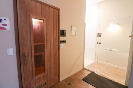 Apartamento para alugar com 181m², 4 quartos e 3 vagas Apartamento para alugar com 181m², 4 quartos e 3 vagasÁrea comum - Sauna