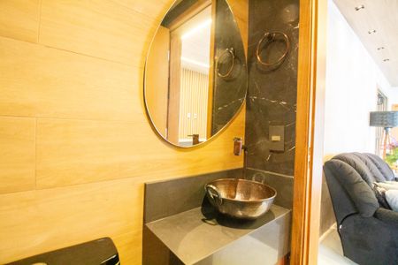 Apartamento para alugar com 181m², 4 quartos e 3 vagas Apartamento para alugar com 181m², 4 quartos e 3 vagasLavabo