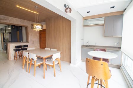 Apartamento para alugar com 181m², 4 quartos e 3 vagas Apartamento para alugar com 181m², 4 quartos e 3 vagasSala de Jantar