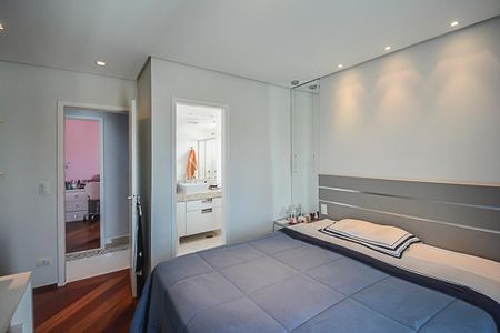 Apartamento à venda com 256m², 3 quartos e 3 vagasQuarto 2 - Suíte