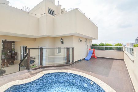 Apartamento à venda com 256m², 3 quartos e 3 vagasPiscina