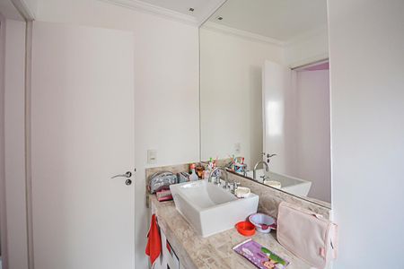 Apartamento à venda com 256m², 3 quartos e 3 vagasBanheiro da Suíte