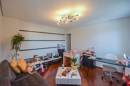 Apartamento à venda com 256m², 3 quartos e 3 vagasEscritório