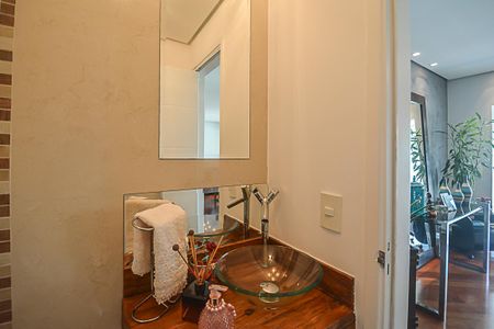 Apartamento à venda com 256m², 3 quartos e 3 vagasLavabo