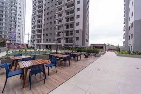 Apartamento à venda com 38m², 2 quartos e sem vagaÁrea comum