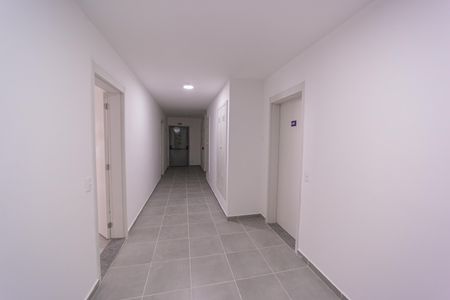 Apartamento à venda com 38m², 2 quartos e sem vagaÁrea comum