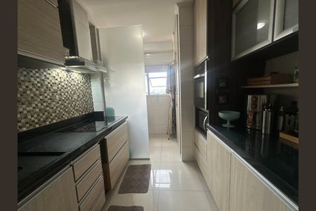 Apartamento à venda com 79m², 2 quartos e 1 vagaCozinha