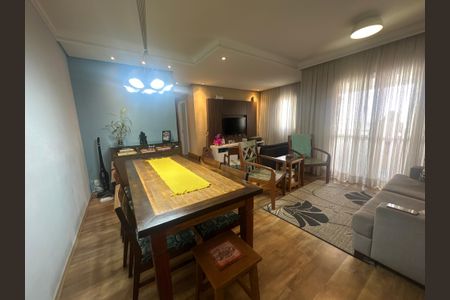 Apartamento à venda com 79m², 2 quartos e 1 vagaSala