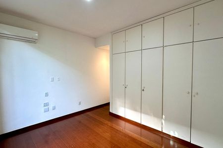 Apartamento para alugar com 4 quartos, 210m² em Leblon, Rio de Janeiro