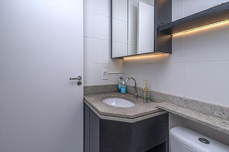 Apartamento para alugar com 47m², 2 quartos e 1 vaga Apartamento para alugar com 47m², 2 quartos e 1 vagabanheiro social_3