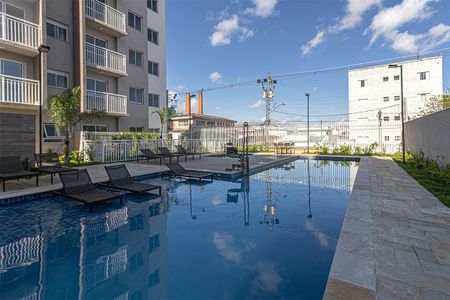 Apartamento para alugar com 47m², 2 quartos e 1 vaga Apartamento para alugar com 47m², 2 quartos e 1 vagapiscina_2