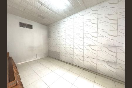 Casa para alugar com 70m², 2 quartos e sem vaga