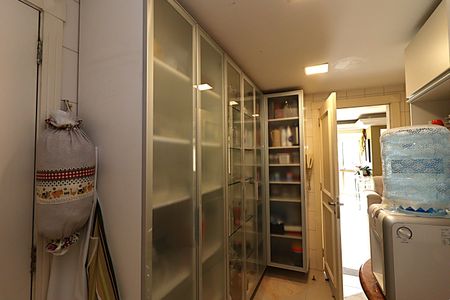 Apartamento à venda com 138m², 3 quartos e 2 vagasCozinha - Armários