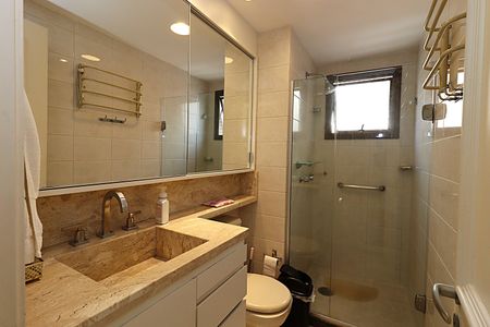 Apartamento à venda com 138m², 3 quartos e 2 vagasBanheiro Social