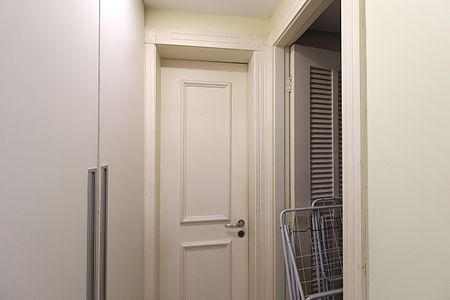 Apartamento à venda com 138m², 3 quartos e 2 vagasCozinha - Dispensa e Banheiro 3