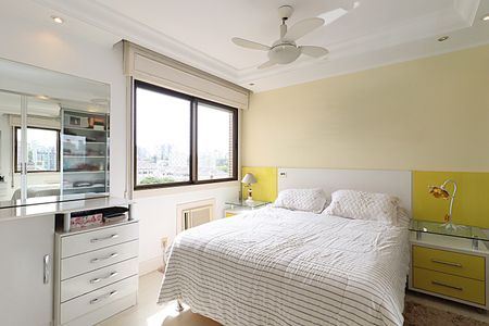 Apartamento à venda com 138m², 3 quartos e 2 vagasSuíte