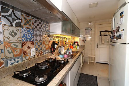 Apartamento à venda com 138m², 3 quartos e 2 vagasCozinha