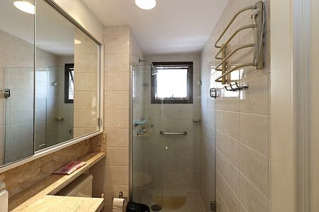 Apartamento à venda com 138m², 3 quartos e 2 vagasBanheiro Social