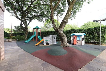 Apartamento à venda com 138m², 3 quartos e 2 vagasÁrea comum - Playground