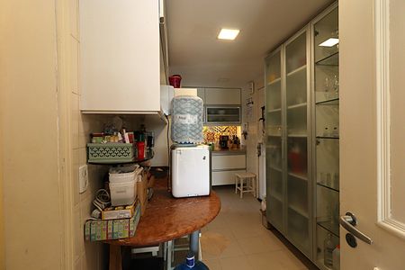 Apartamento à venda com 138m², 3 quartos e 2 vagasCozinha - Armários