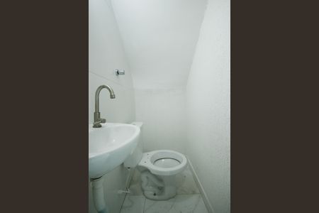 Casa de condomínio para alugar com 95m², 2 quartos e 1 vagaBanheiro Social