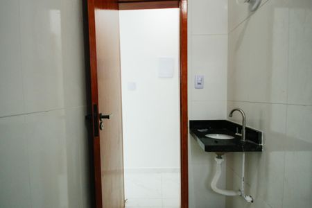 Casa de condomínio para alugar com 95m², 2 quartos e 1 vagaBanheiro