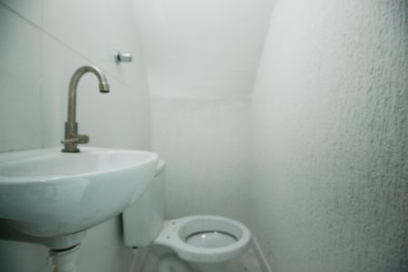 Casa de condomínio para alugar com 95m², 2 quartos e 1 vagaBanheiro Social