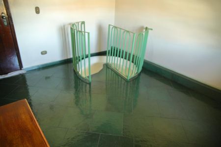 Casa à venda com 241m², 4 quartos e 4 vagasEscritório 