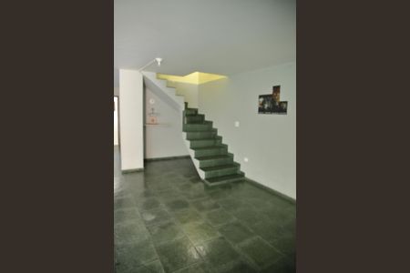 Casa à venda com 241m², 4 quartos e 4 vagasGaragem 