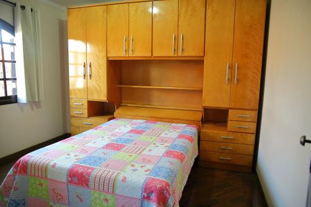 Casa à venda com 241m², 4 quartos e 4 vagasSuíte 