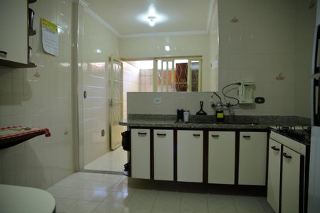 Casa à venda com 241m², 4 quartos e 4 vagasCozinha 