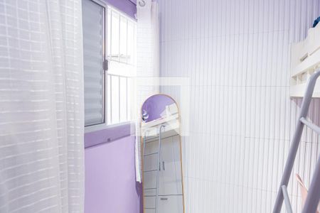 Quarto de casa de condomínio para alugar com 2 quartos, 54m² em Parque Paineiras, São Paulo