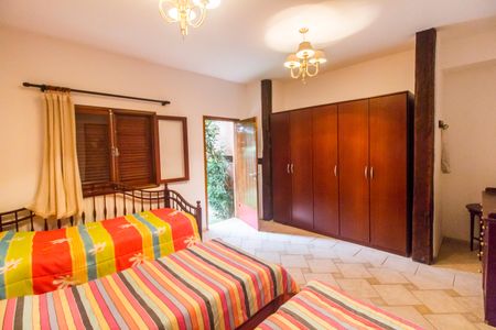 Casa de condomínio para alugar com 748m², 4 quartos e 5 vagas Casa de condomínio para alugar com 748m², 4 quartos e 5 vagasSuíte 2