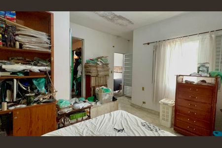 Casa à venda com 200m², 4 quartos e 4 vagasQuarto 3