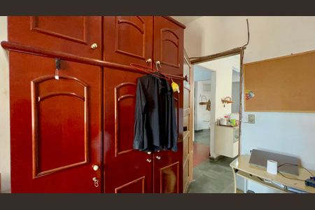 Casa à venda com 200m², 4 quartos e 4 vagasQuarto 2