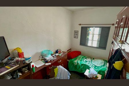 Casa à venda com 200m², 4 quartos e 4 vagasQuarto 2