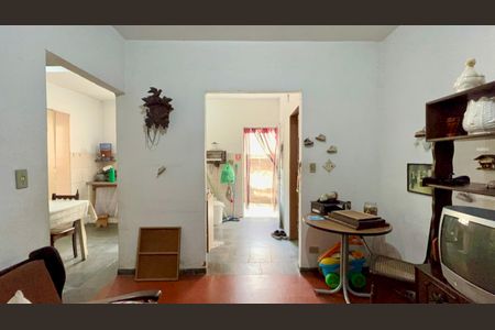 Sala de casa à venda com 4 quartos, 200m² em Vila Madalena, São Paulo