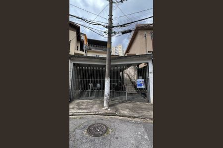 Casa à venda com 200m², 4 quartos e 4 vagasPlaca / Fachada