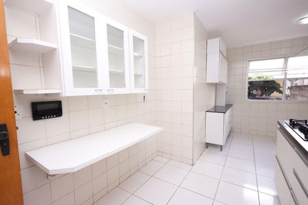 Apartamento para alugar com 75m², 3 quartos e sem vagaCozinha