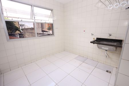 Apartamento para alugar com 75m², 3 quartos e sem vagaÁrea de Serviço