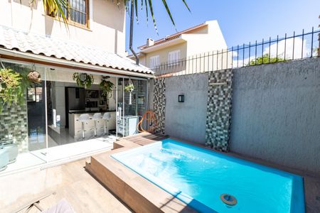 Casa à venda com 100m², 2 quartos e sem vagaQuintal