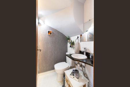 Casa à venda com 100m², 2 quartos e sem vagaLavabo