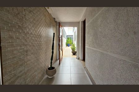 Casa à venda com 280m², 2 quartos e 2 vagas Casa à venda com 280m², 2 quartos e 2 vagasQuintal