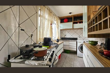 Casa à venda com 280m², 2 quartos e 2 vagas Casa à venda com 280m², 2 quartos e 2 vagasCozinha