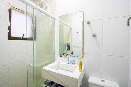 Apartamento à venda com 90m², 3 quartos e 2 vagasBanheiro do quarto 1