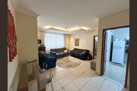 Casa de condomínio para alugar com 70m², 3 quartos e 1 vaga