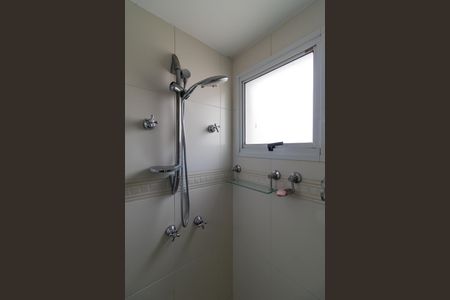 Apartamento à venda com 171m², 4 quartos e 3 vagasBanheiro da Suíte 2