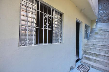 Casa de condomínio para alugar com 60m², 2 quartos e sem vagaEntrada